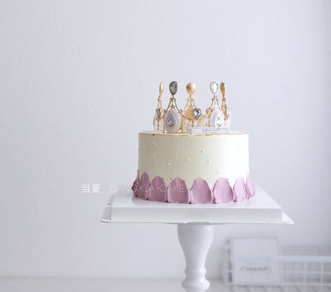 Pink Queen - fruit cream cake
