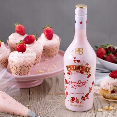 CNY gift Baileys liqueur strawberry cream 700ml-Delivery needed 1-3days(no card inside)